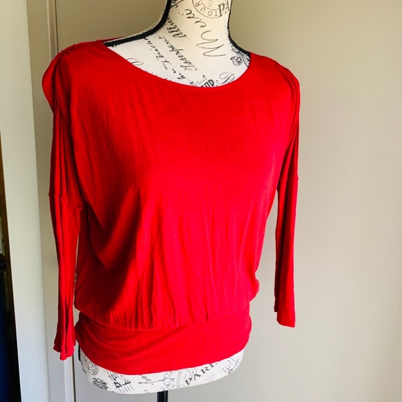 ❤️Chico’s Red Top❤️ - Picture 1 of 8